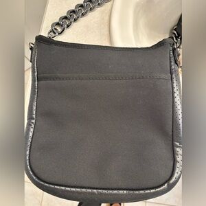 Black Haute Shore Chain Strap Women's Bag